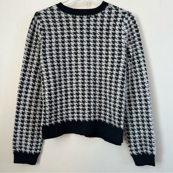 Tahari Women's Black White Soft Fuzzy Eyelash Houndstooth Cardigan Sweater Large - Picture 4 of 11